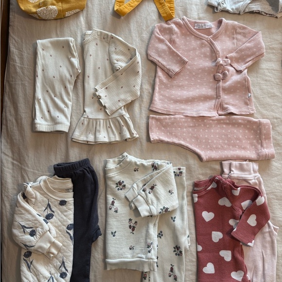 6-9 and 9 month baby girl winter/spring bundle - Picture 2 of 9